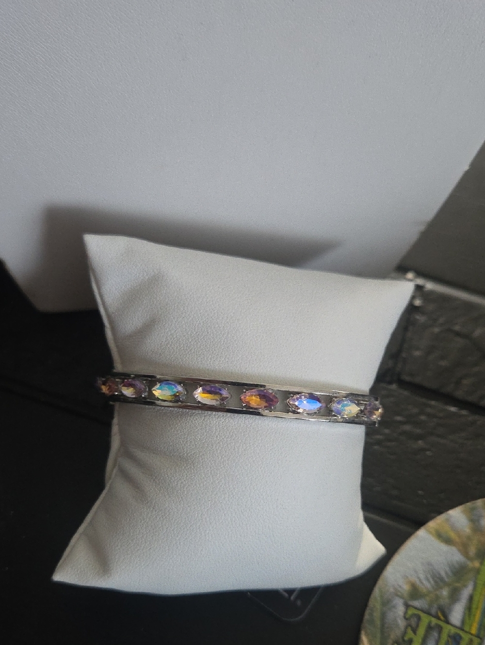 Paparazzi Irridescent Gem Hinge Bracelet NWT